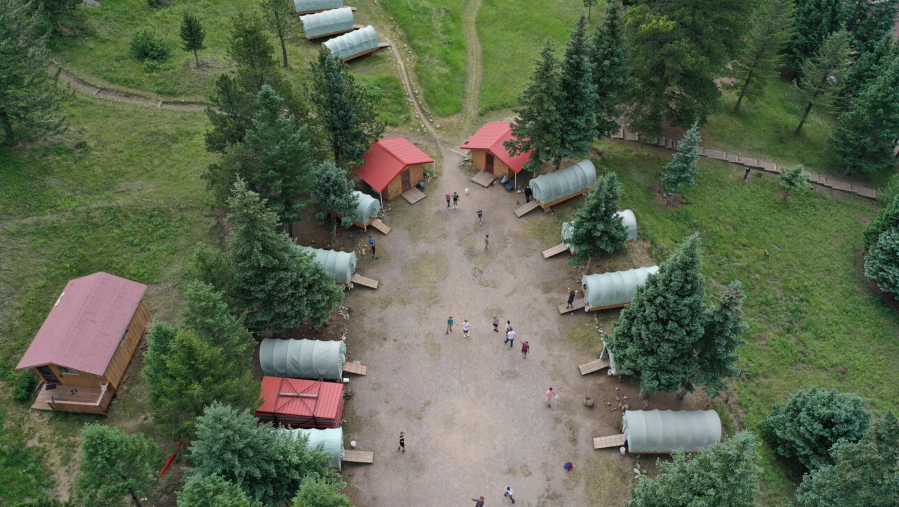 Cabins in a circle.